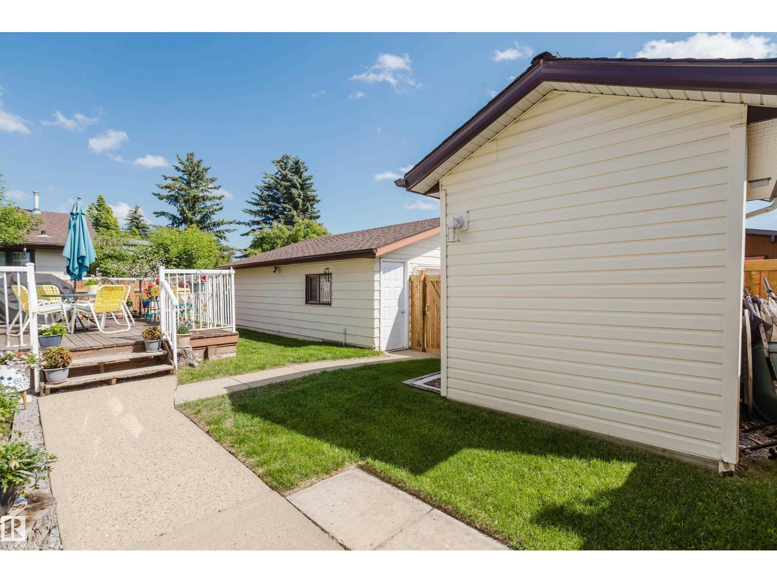 10433 32A AV NW - 59