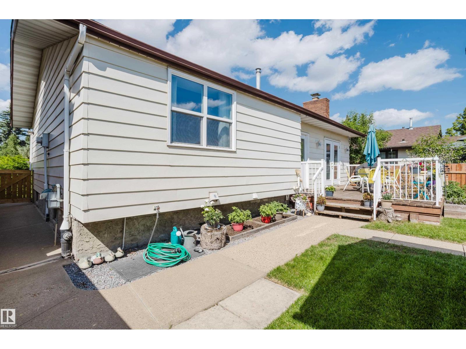 10433 32A AV NW - 60