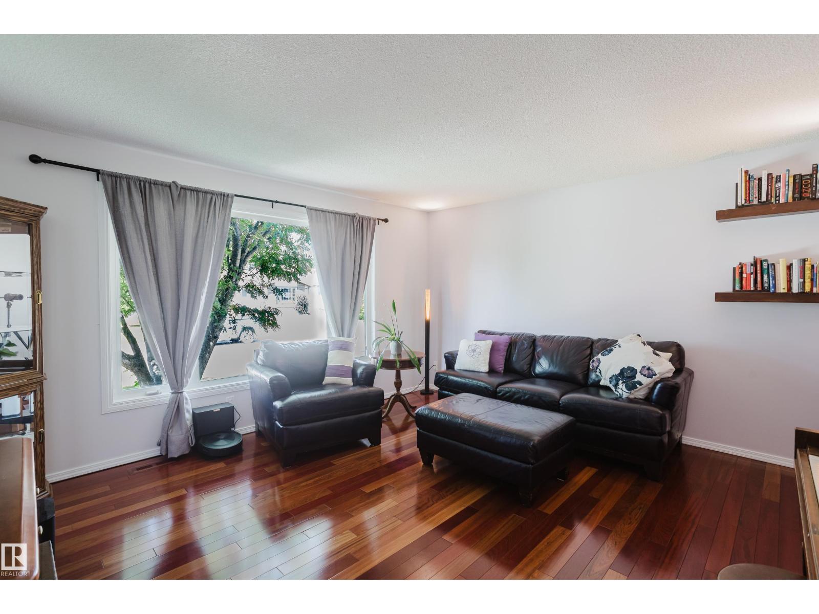 10433 32A AV NW - 9