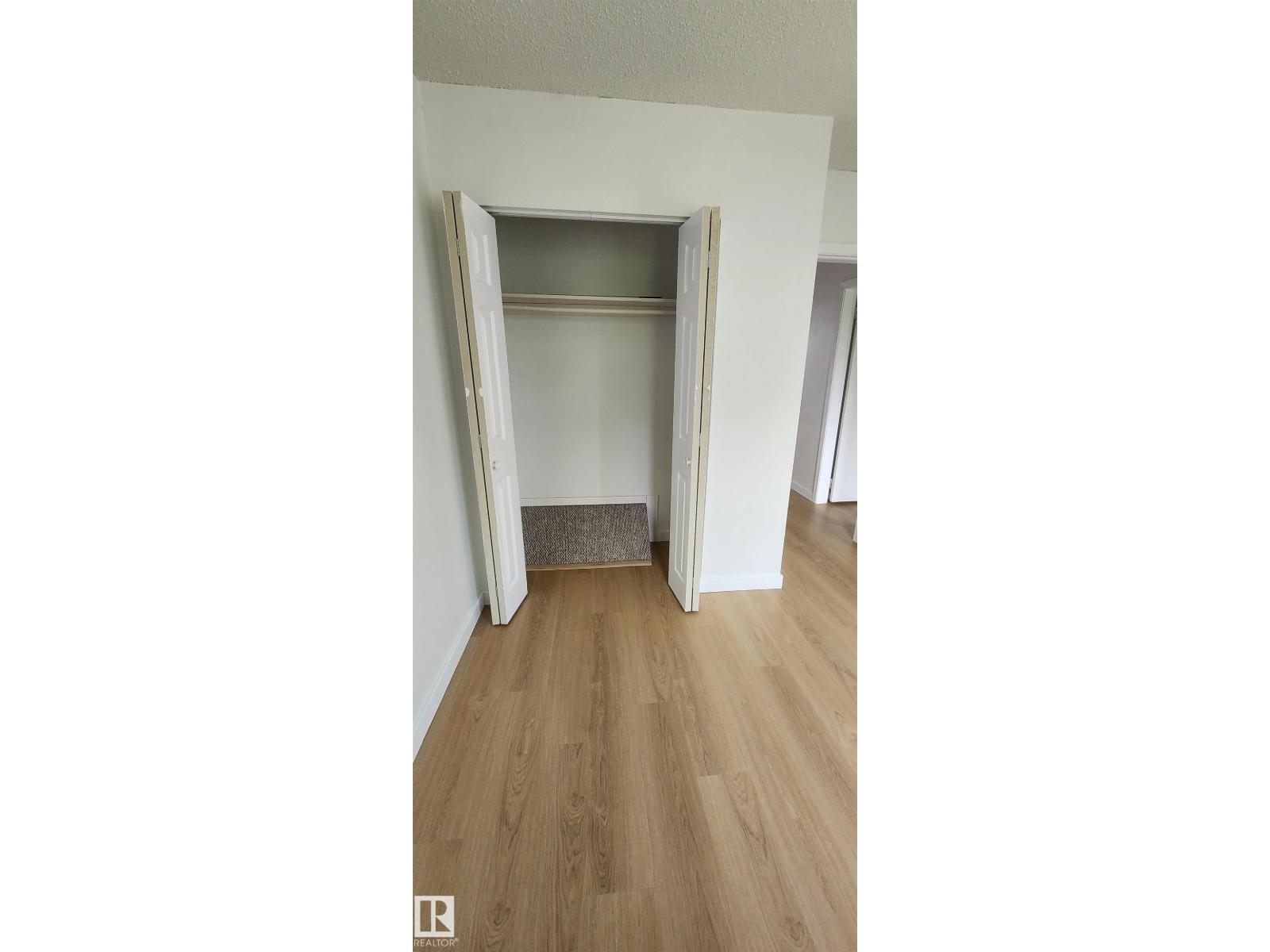 10942 161 ST NW - 26
