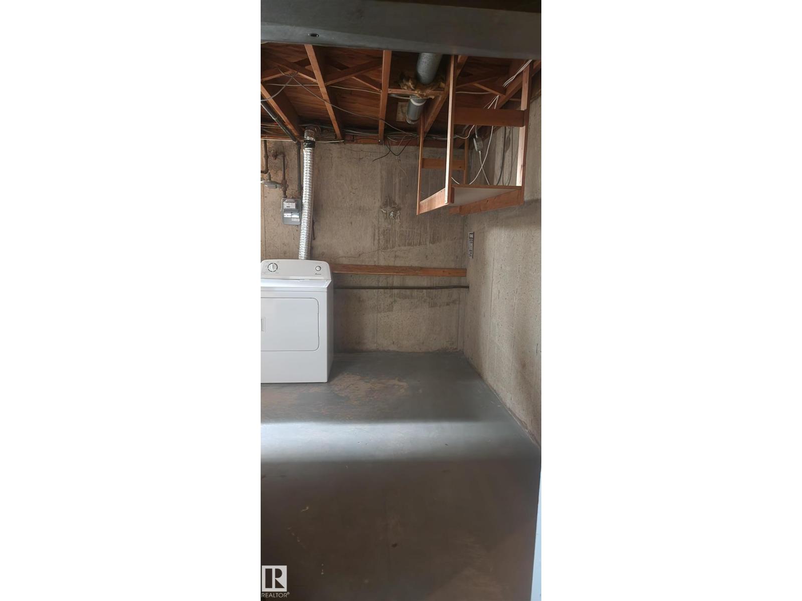 10942 161 ST NW - 30