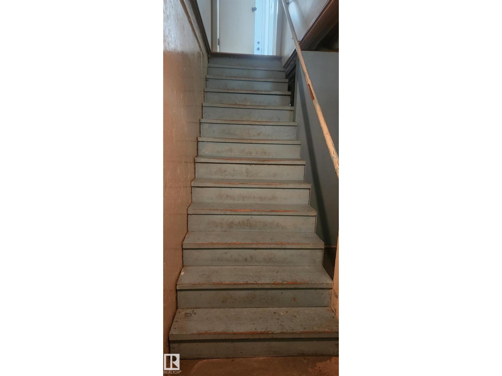 10942 161 ST NW - 34