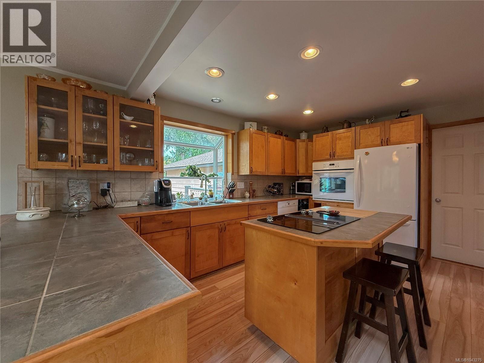 634 Holm Rd - 13