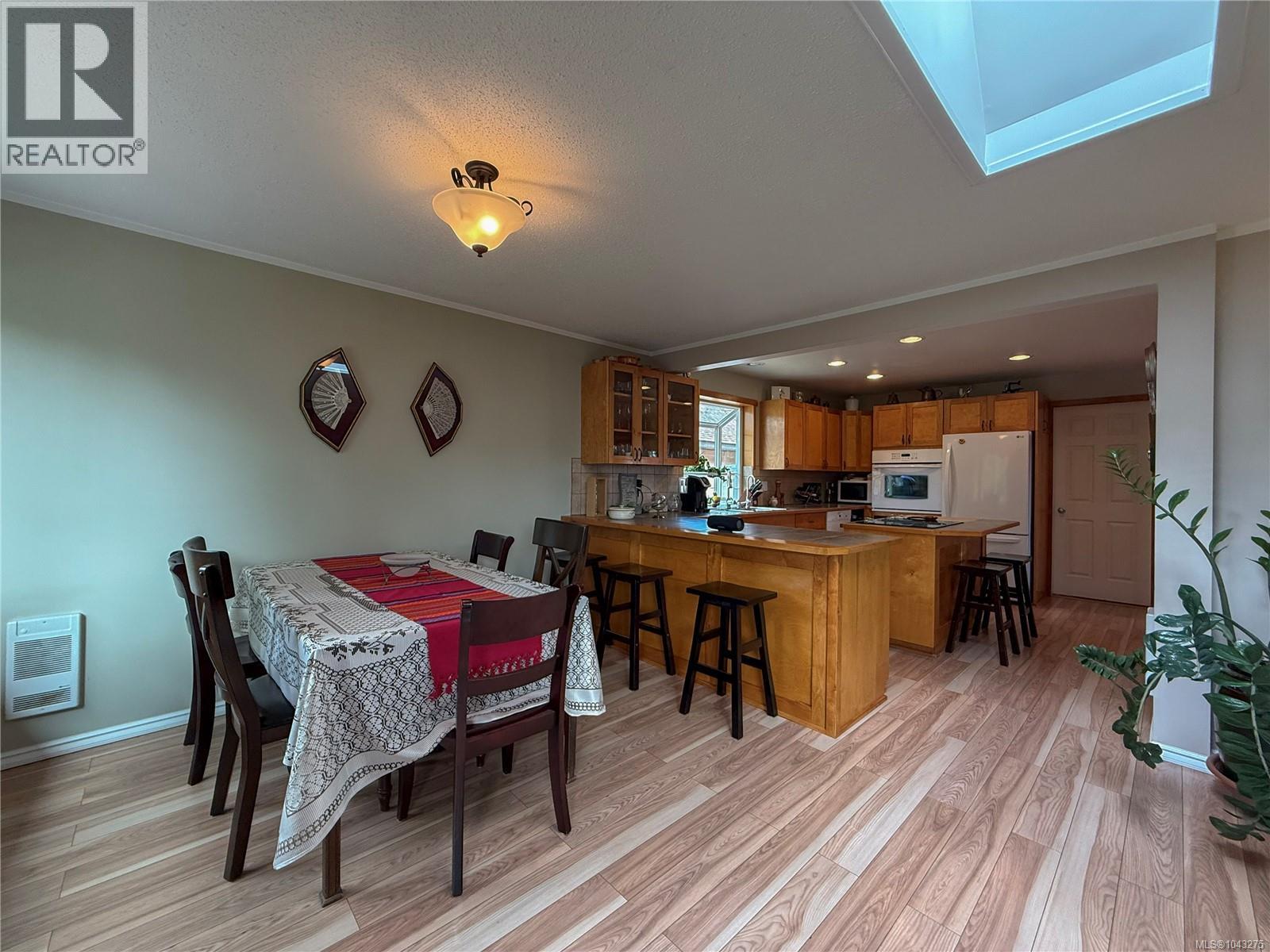 634 Holm Rd, Campbell River — photo 2