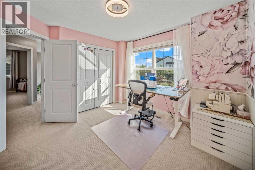 53 Heritage Drive, Cochrane