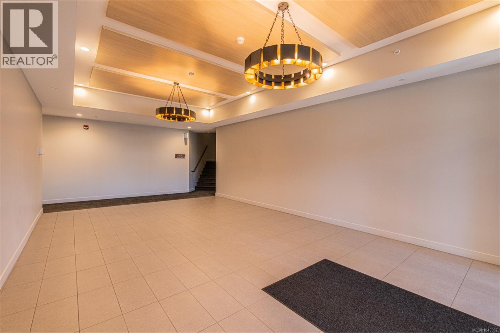 #318 950 Whirlaway Cres - 30