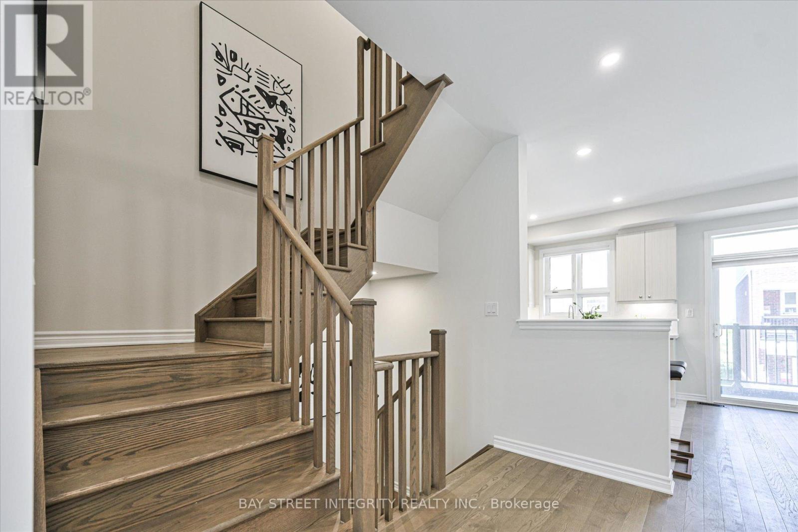 23 CHICAGO LANE - 18
