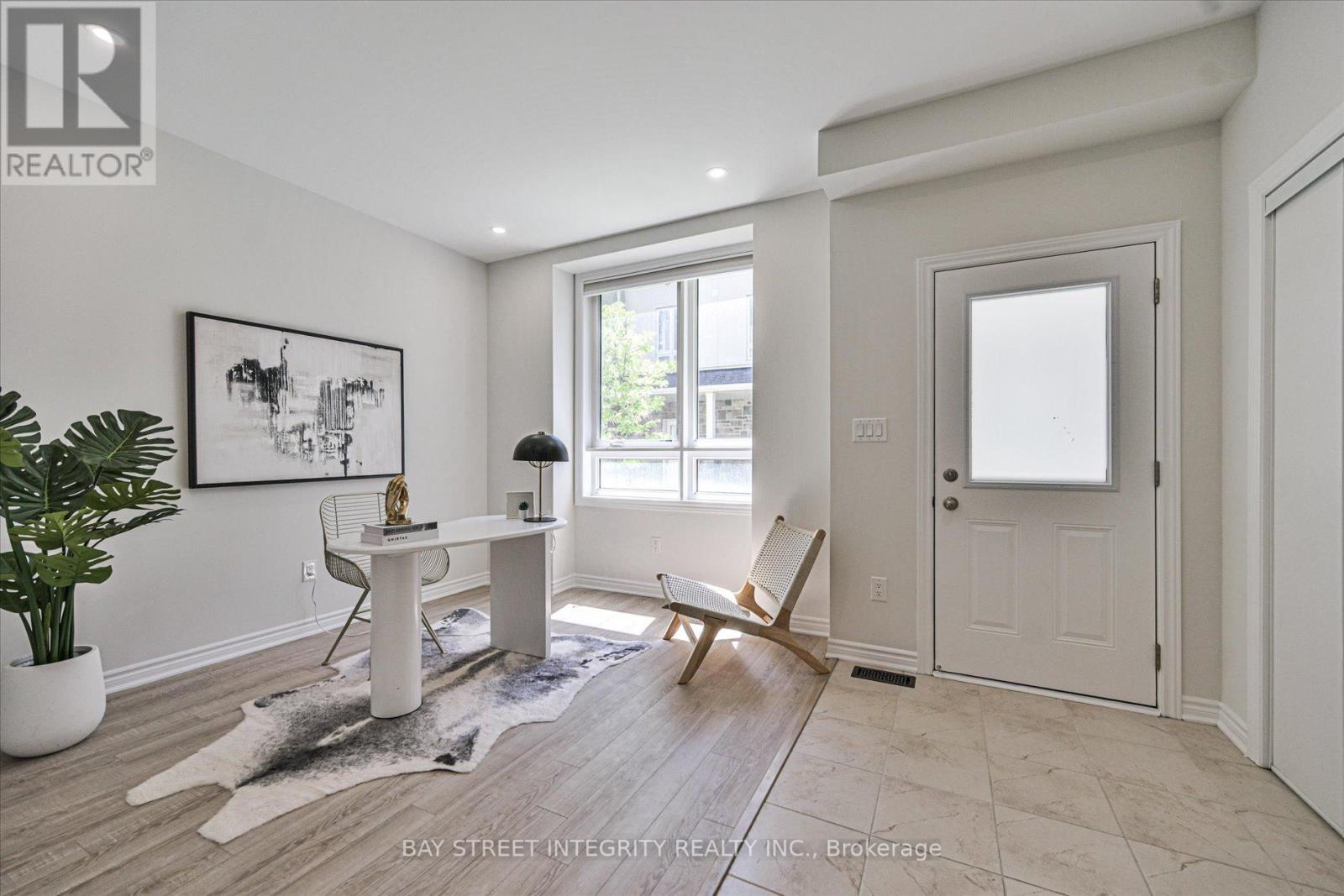 23 CHICAGO LANE - 6