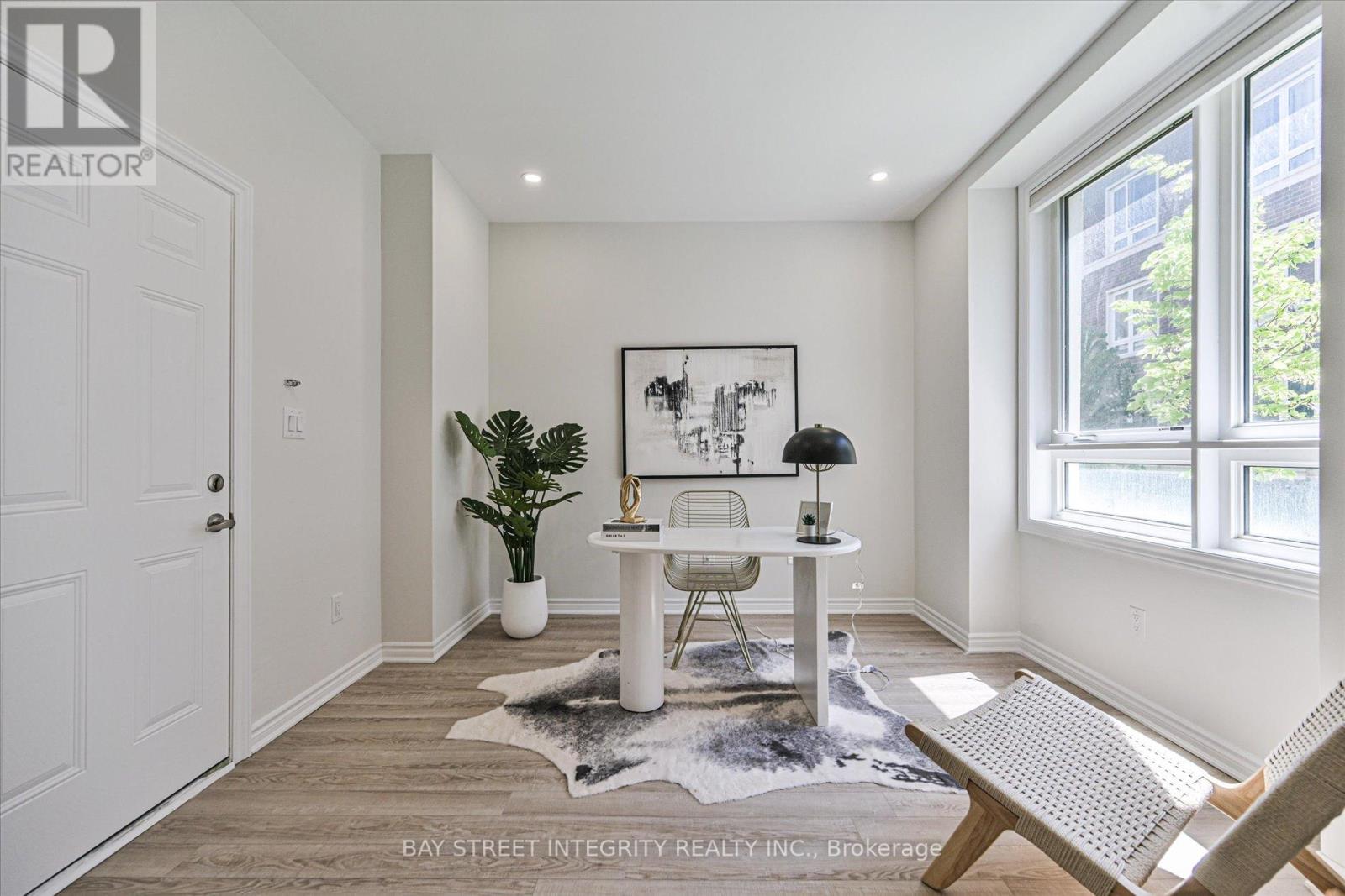 23 CHICAGO LANE - 7