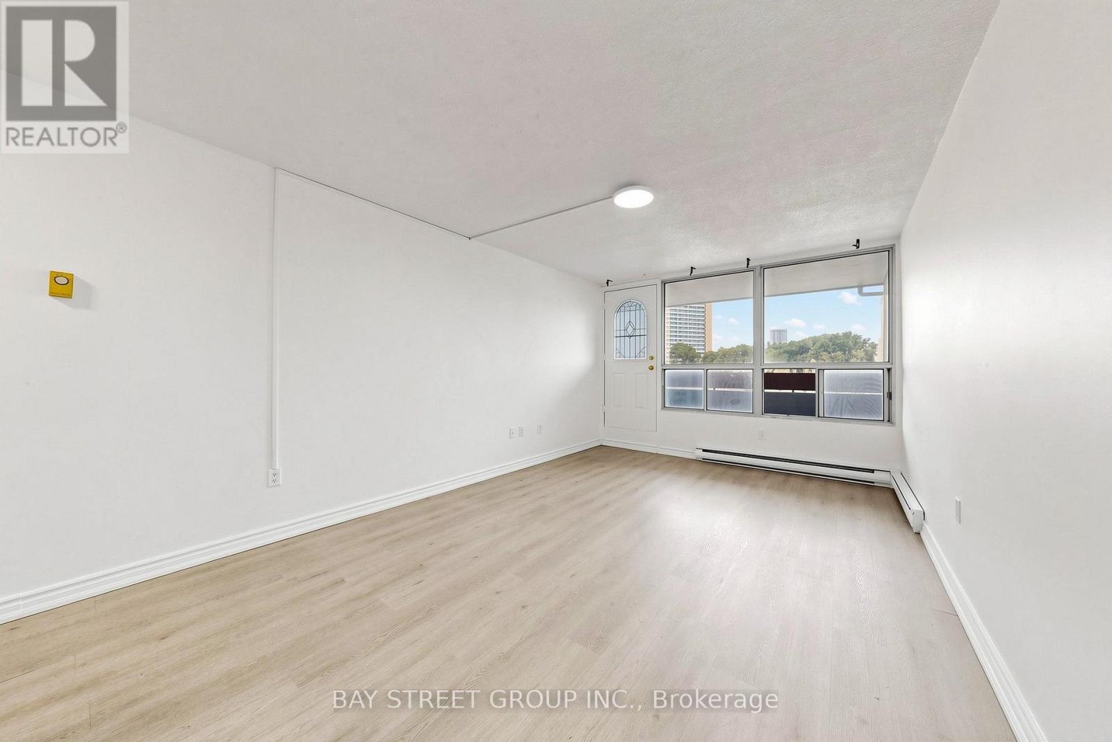 #302 55 SUNNY GLENWAY - 11
