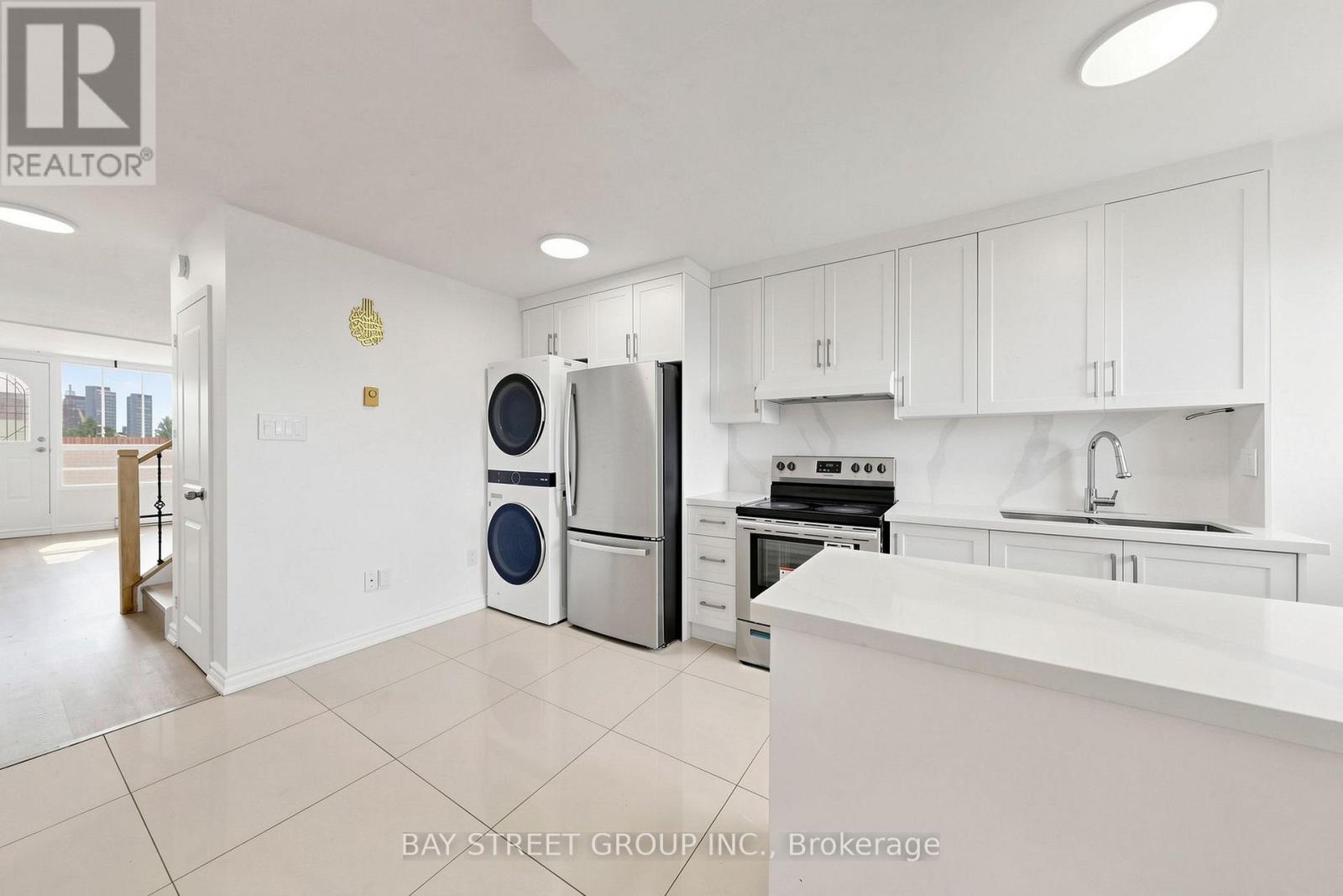 #302 55 SUNNY GLENWAY - 8