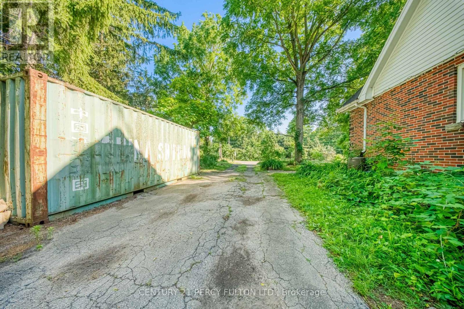 1853 GOVERNORS ROAD - 32