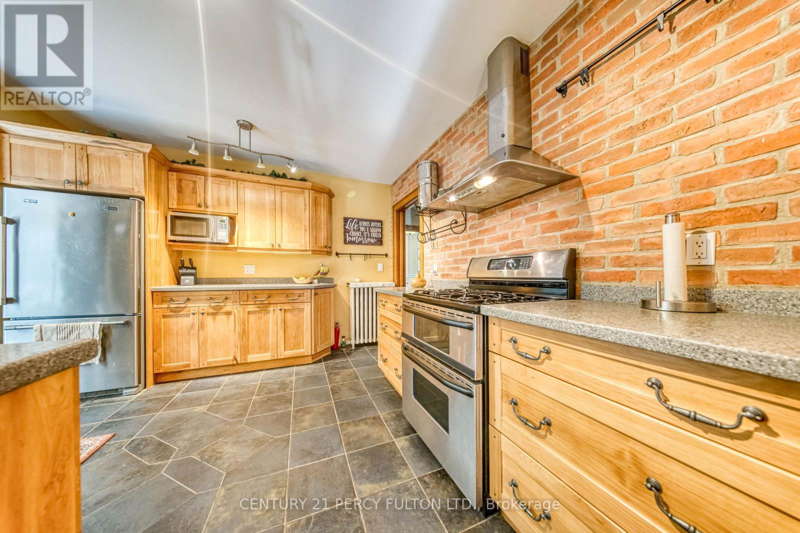 1853 GOVERNORS ROAD - 9