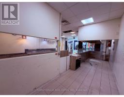 142 - 1911 Finch Avenue W, Toronto, ON M3N2K1 Photo 16