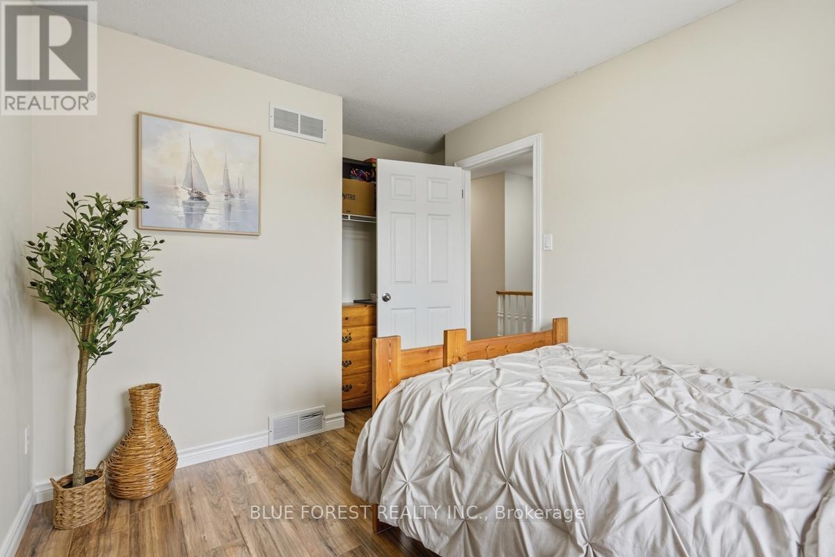 1367 REARDON BOULEVARD - 22