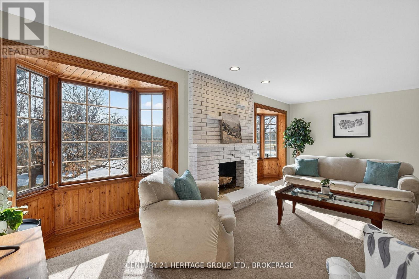 20 OAKRIDGE AVENUE - 11