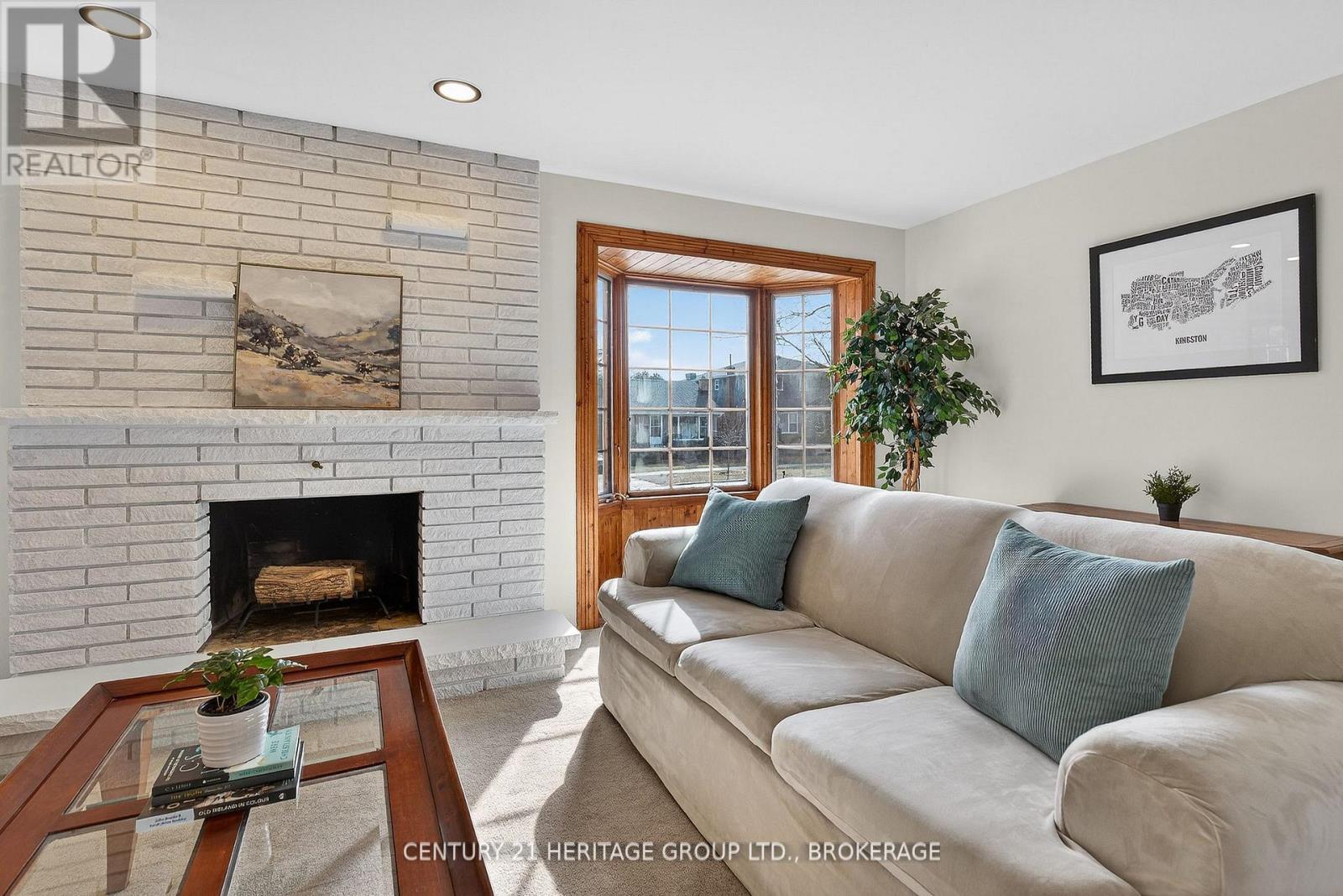 20 OAKRIDGE AVENUE - 15