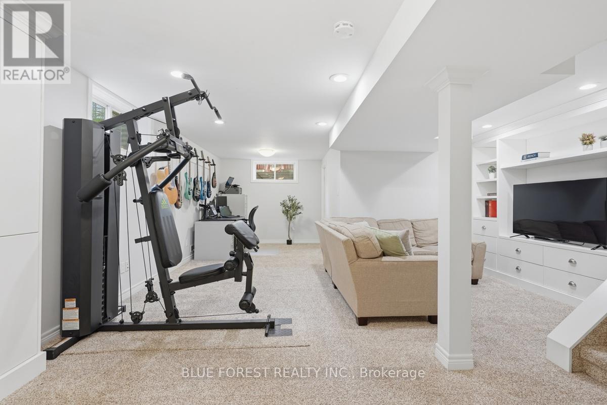 1367 REARDON BOULEVARD - 28