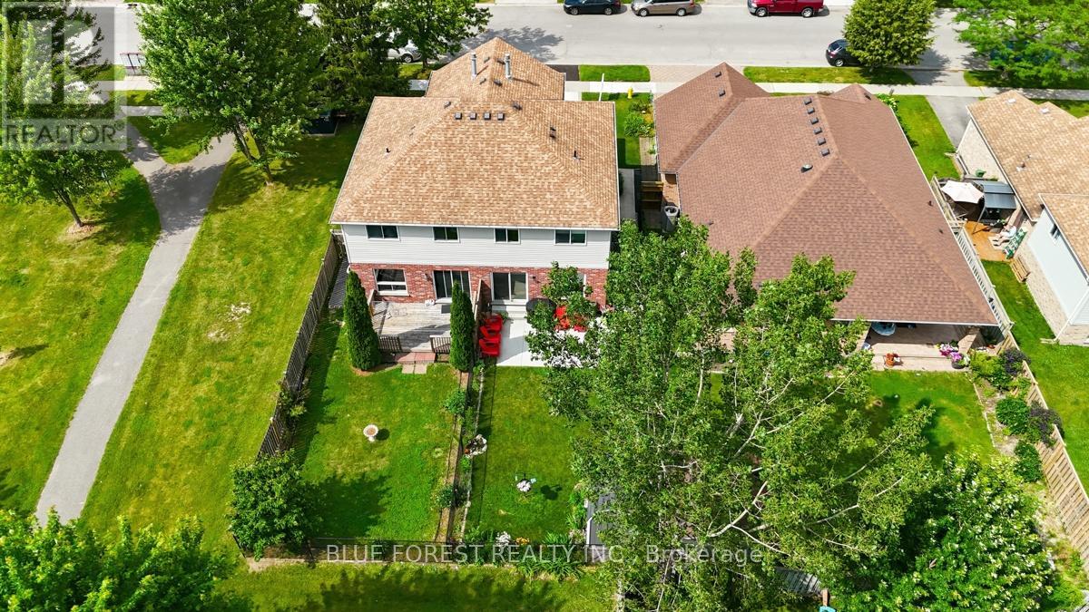 1367 REARDON BOULEVARD - 36