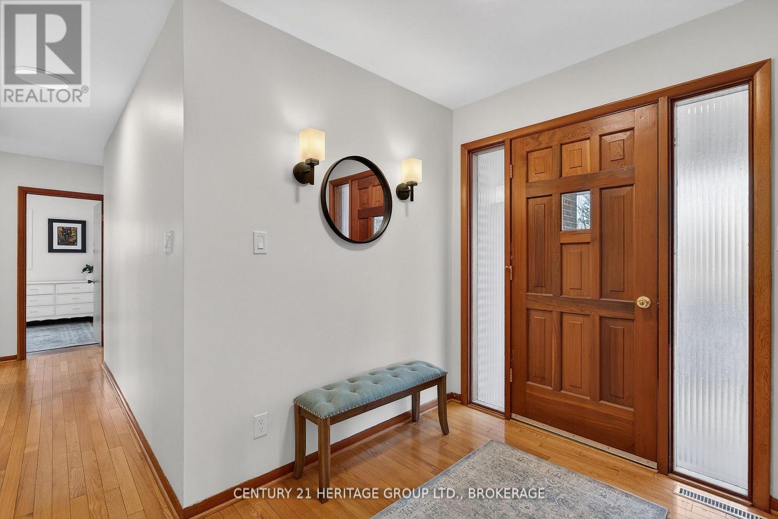 20 OAKRIDGE AVENUE - 22