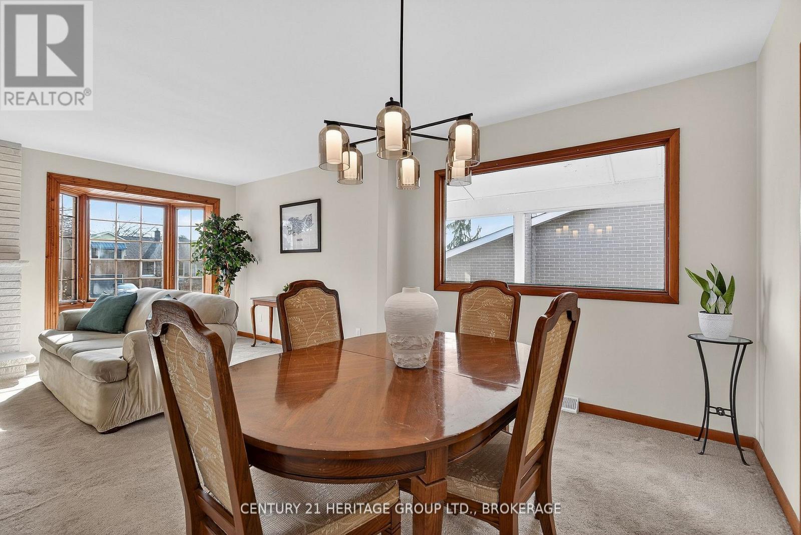 20 OAKRIDGE AVENUE - 17