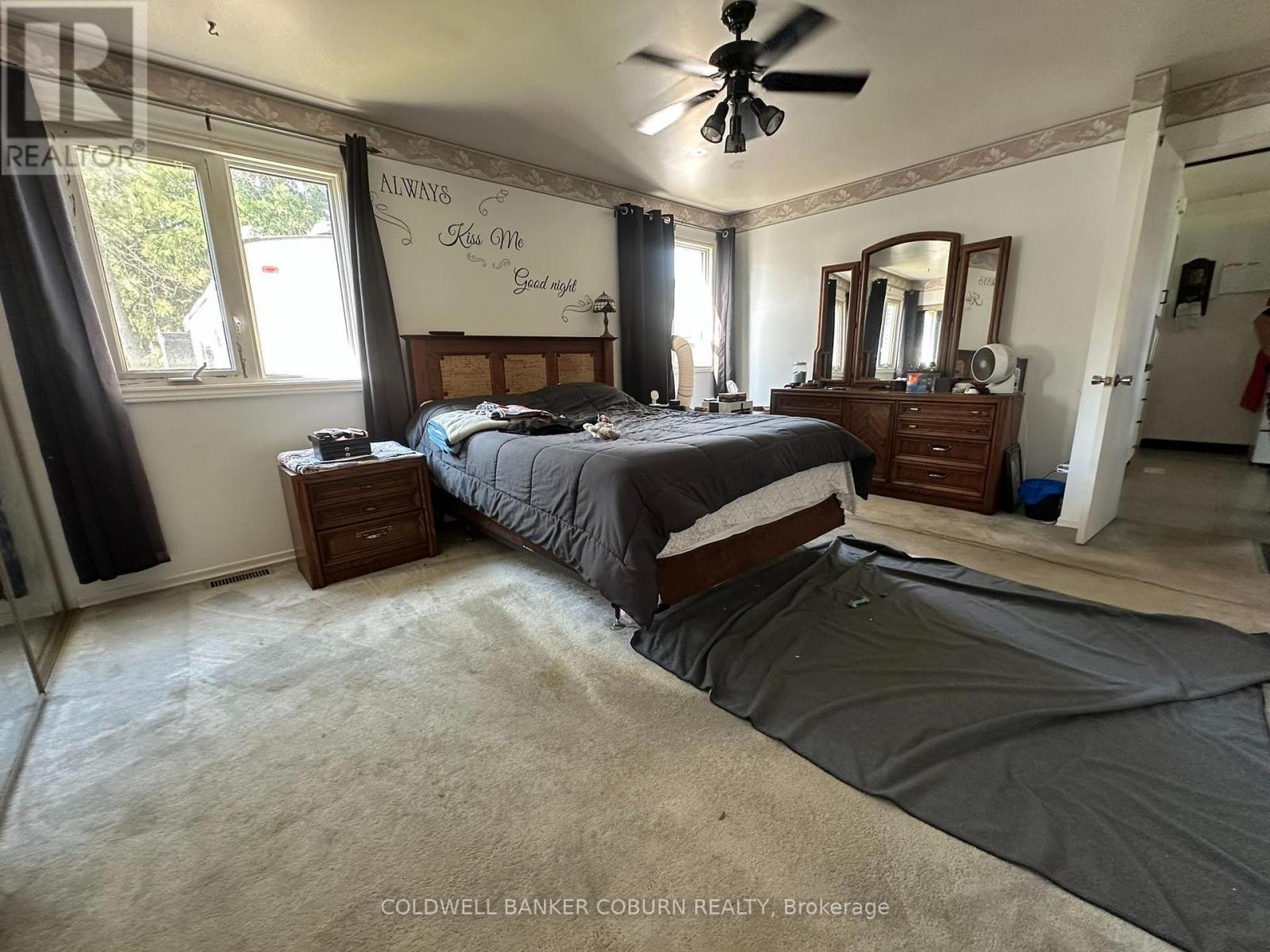 2 MCLEAN BOULEVARD W - Image 9