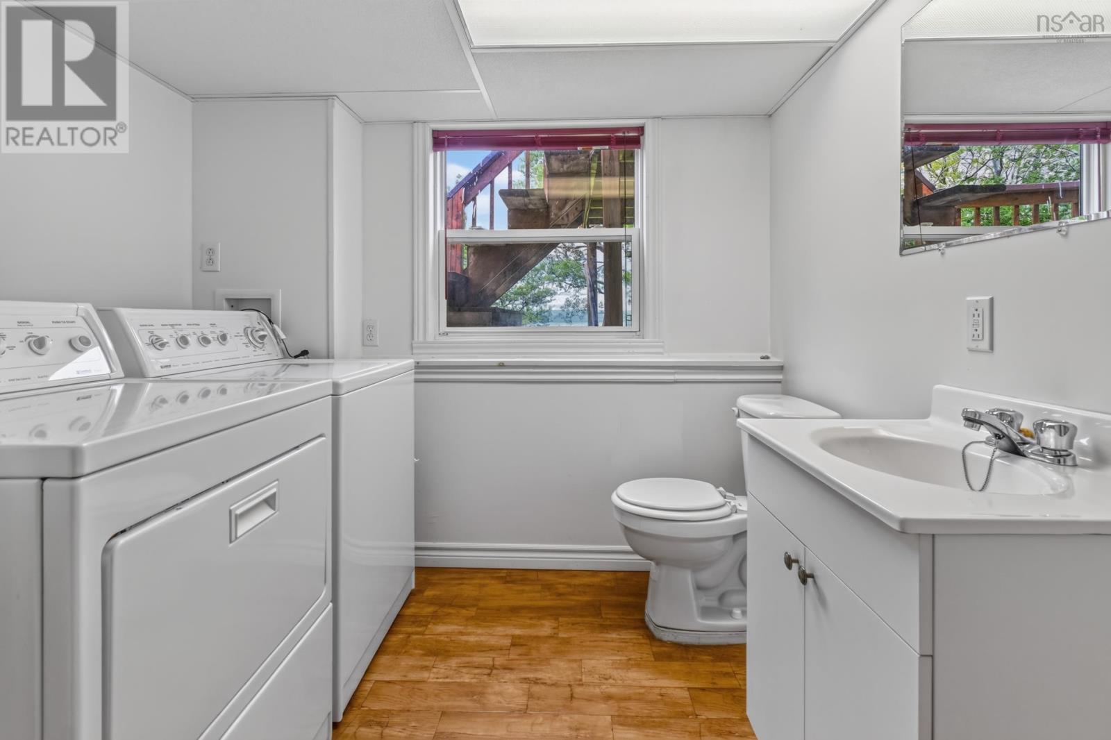 3653 West Bay Road - 20