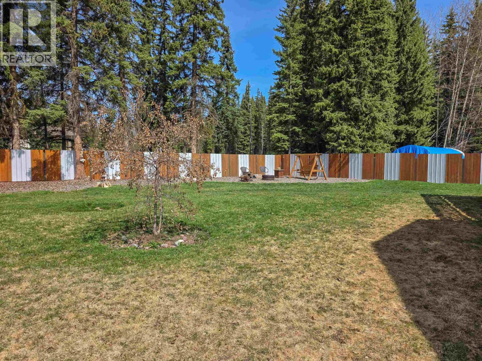 2325 OMINECA PLACE - 34