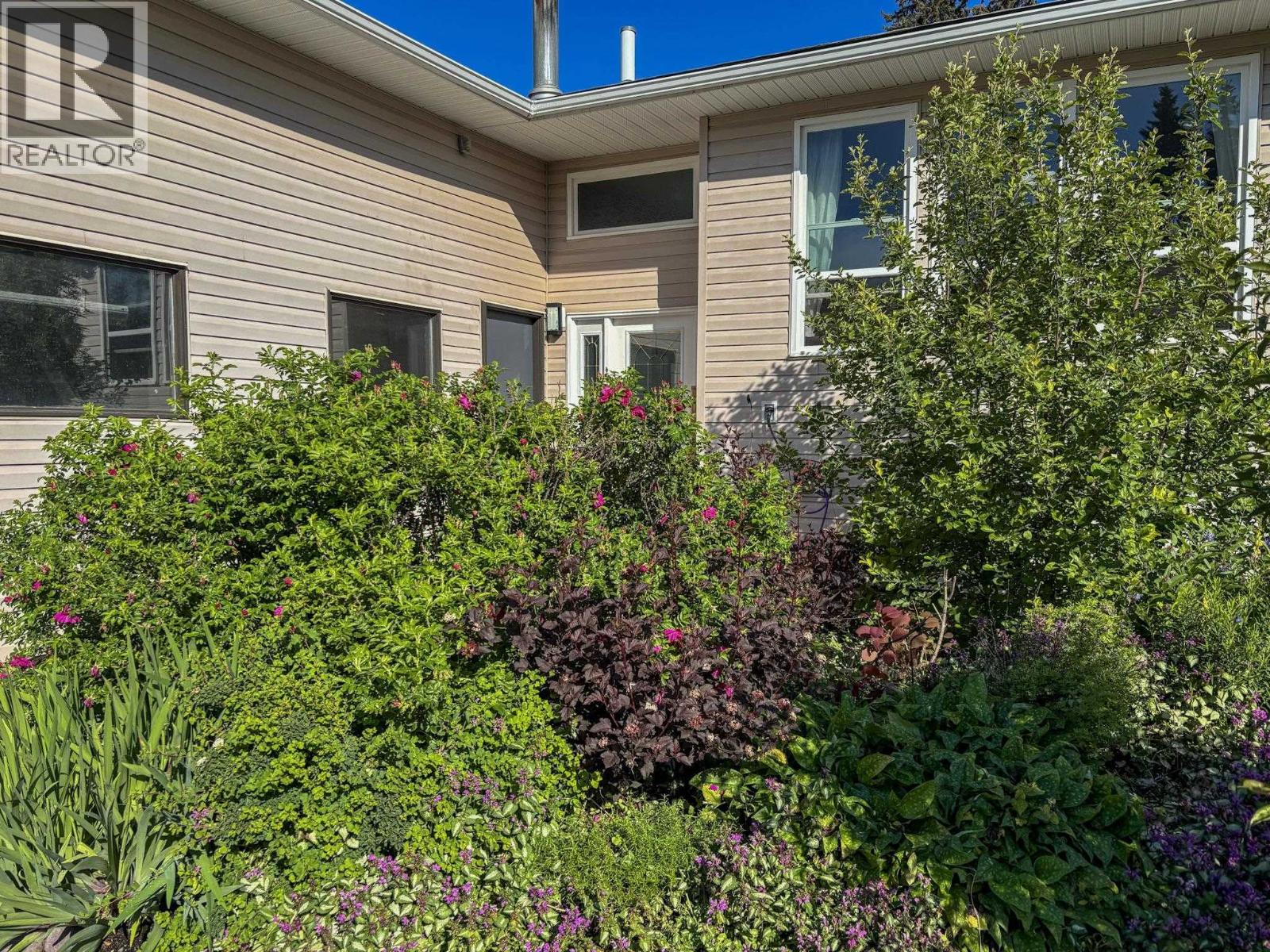 2325 OMINECA PLACE - 6