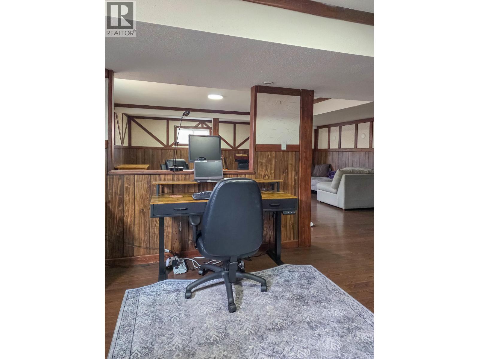 2325 OMINECA PLACE - 28