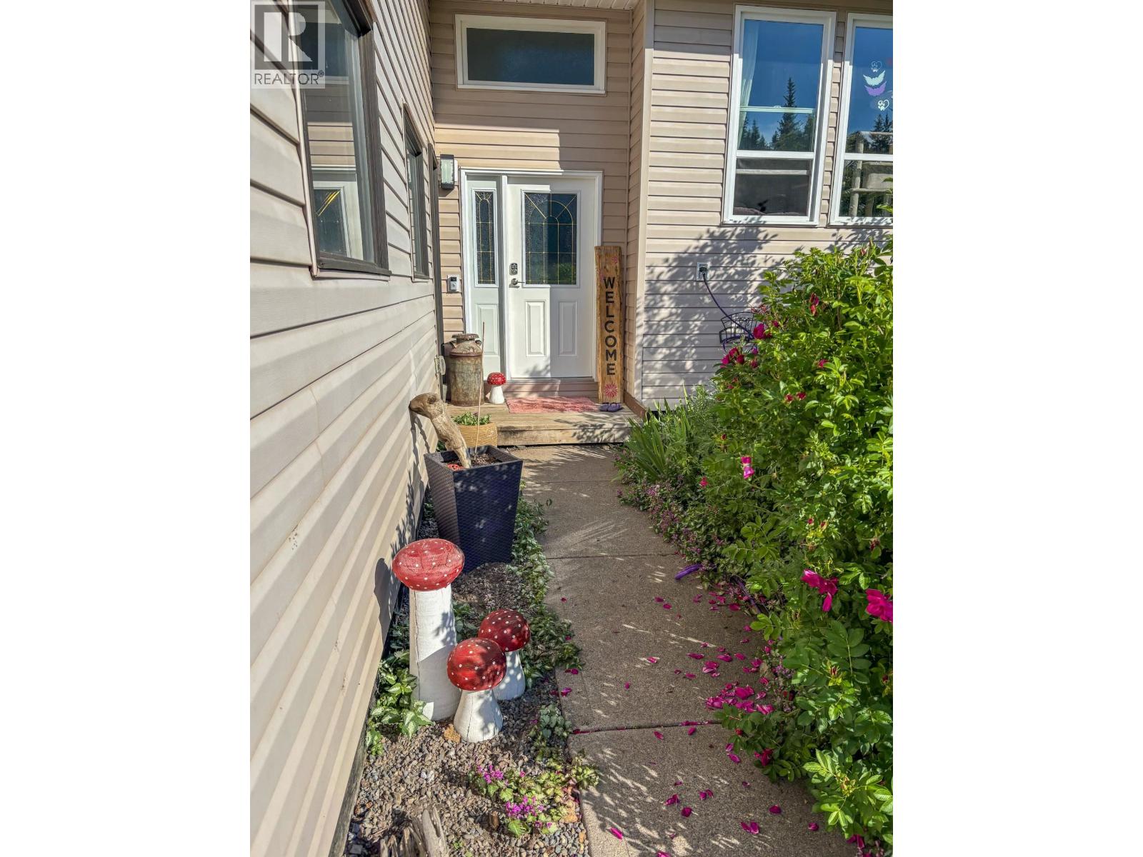 2325 OMINECA PLACE - 5
