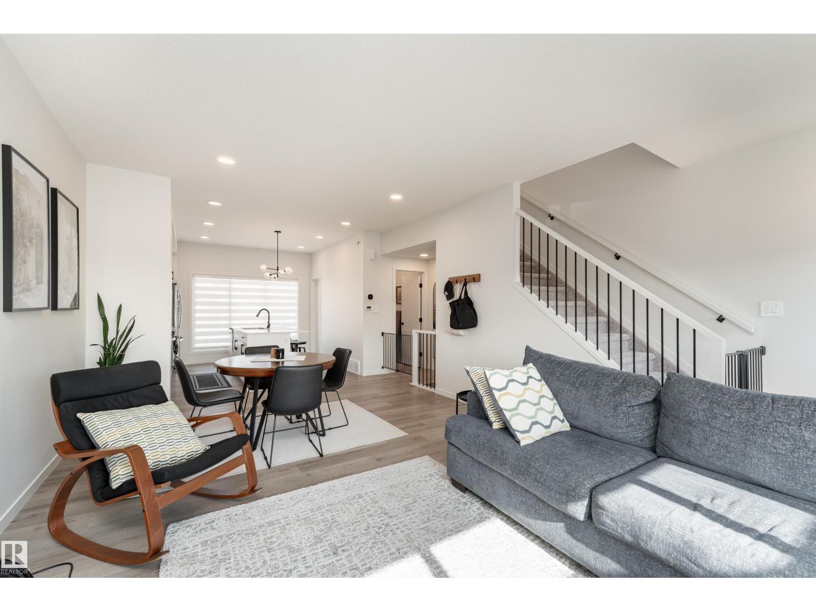 516 37 ST SW - 10