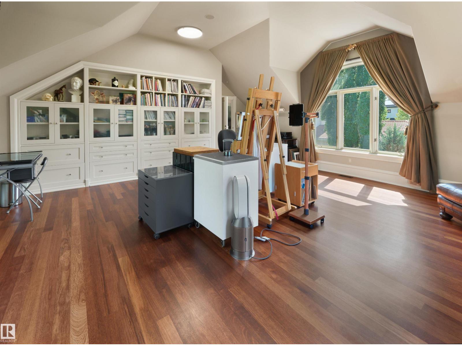 237 WILSON LN NW - 32