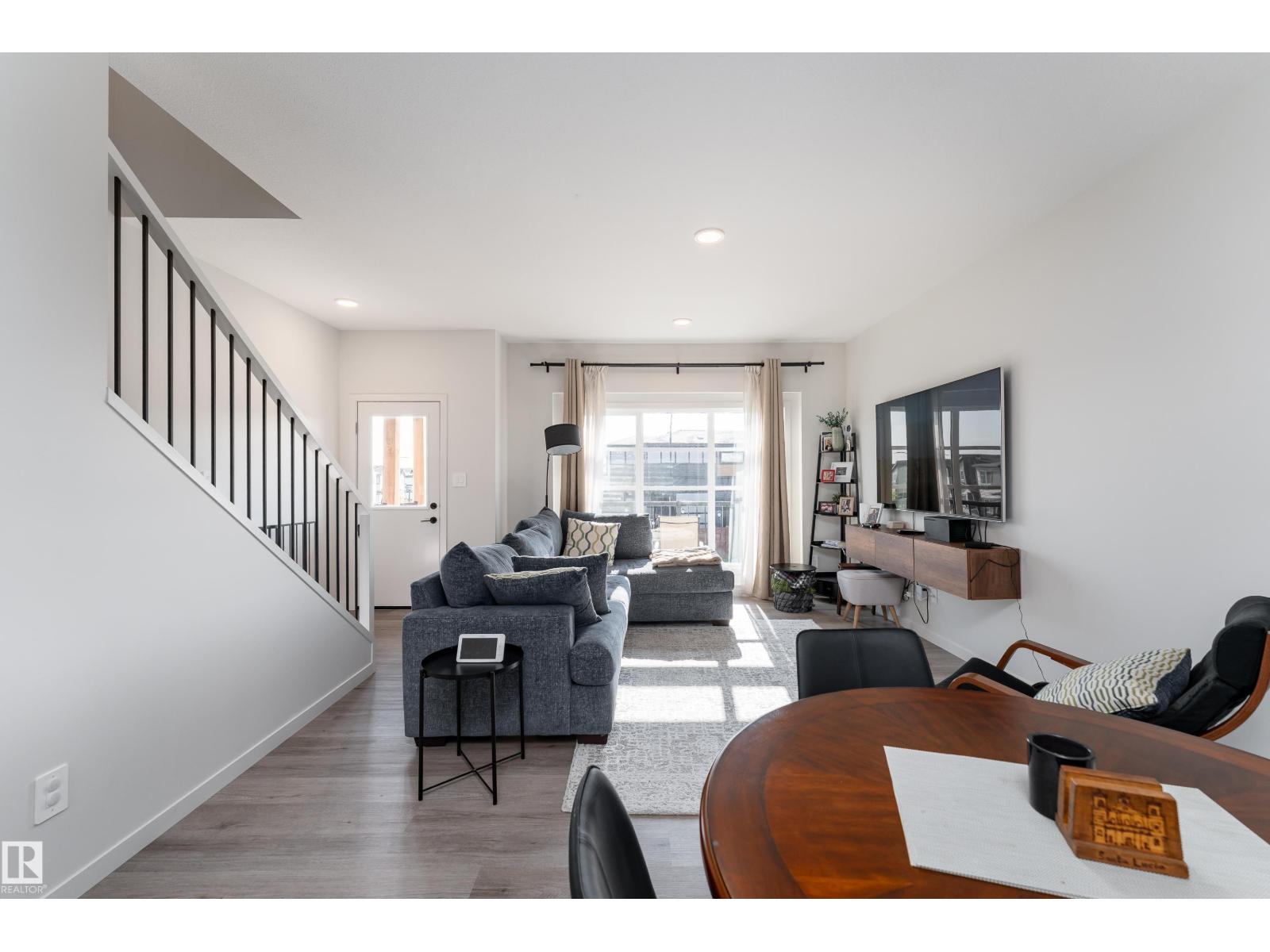 516 37 ST SW - 9