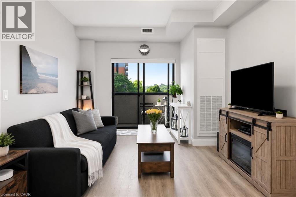 #411 30 HAMILTON Street S - Image 6