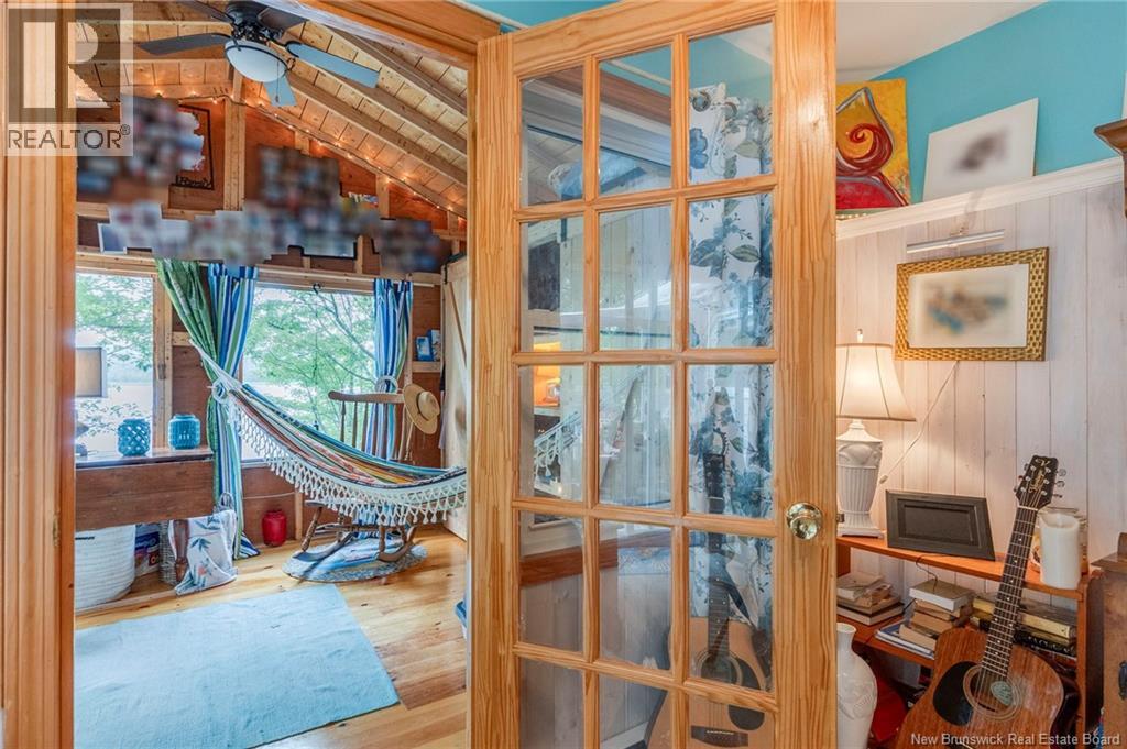 50 Lawtons Lane - 19