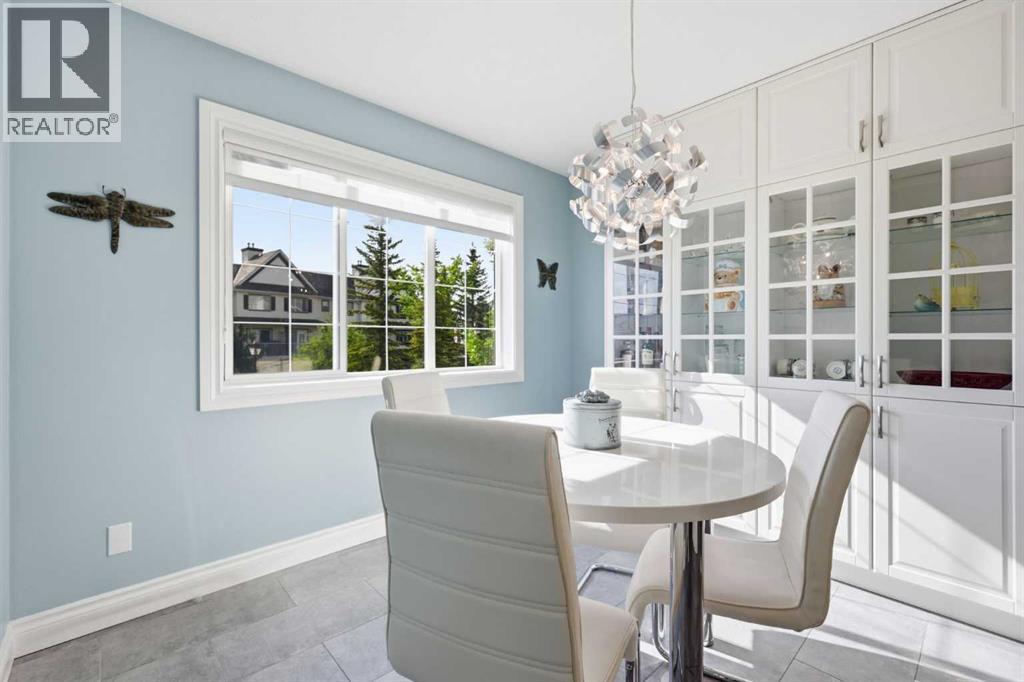 4 Cougar Ridge Mews SW - 16