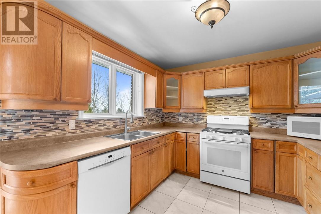 85 Gemma Street - 30