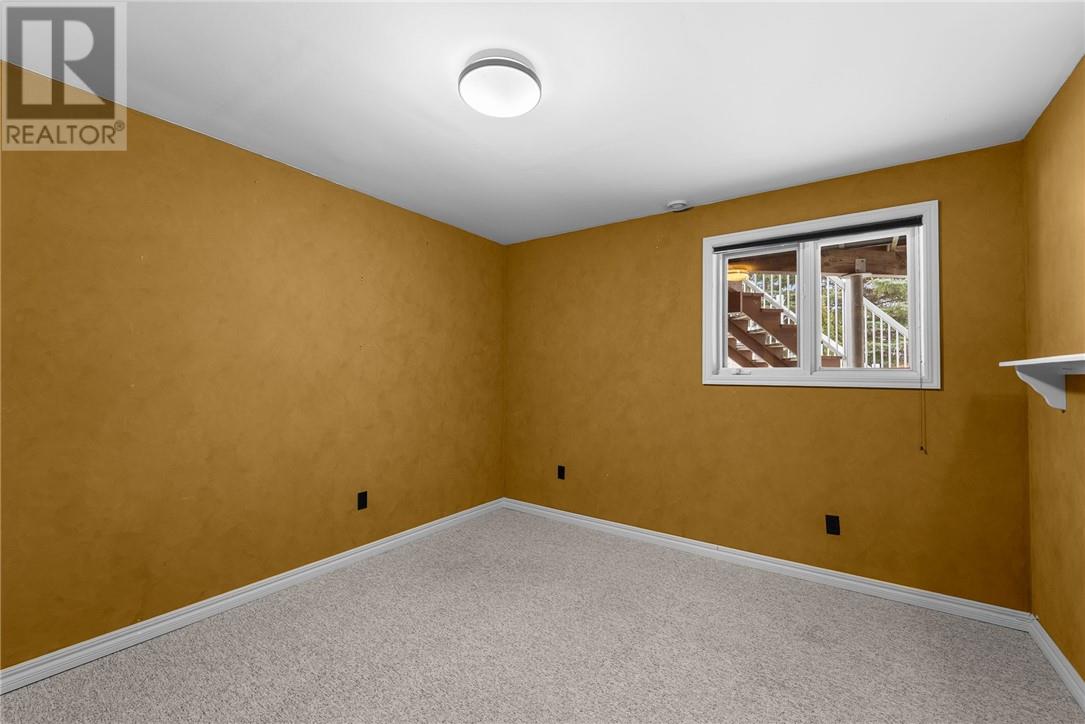 85 Gemma Street - 43