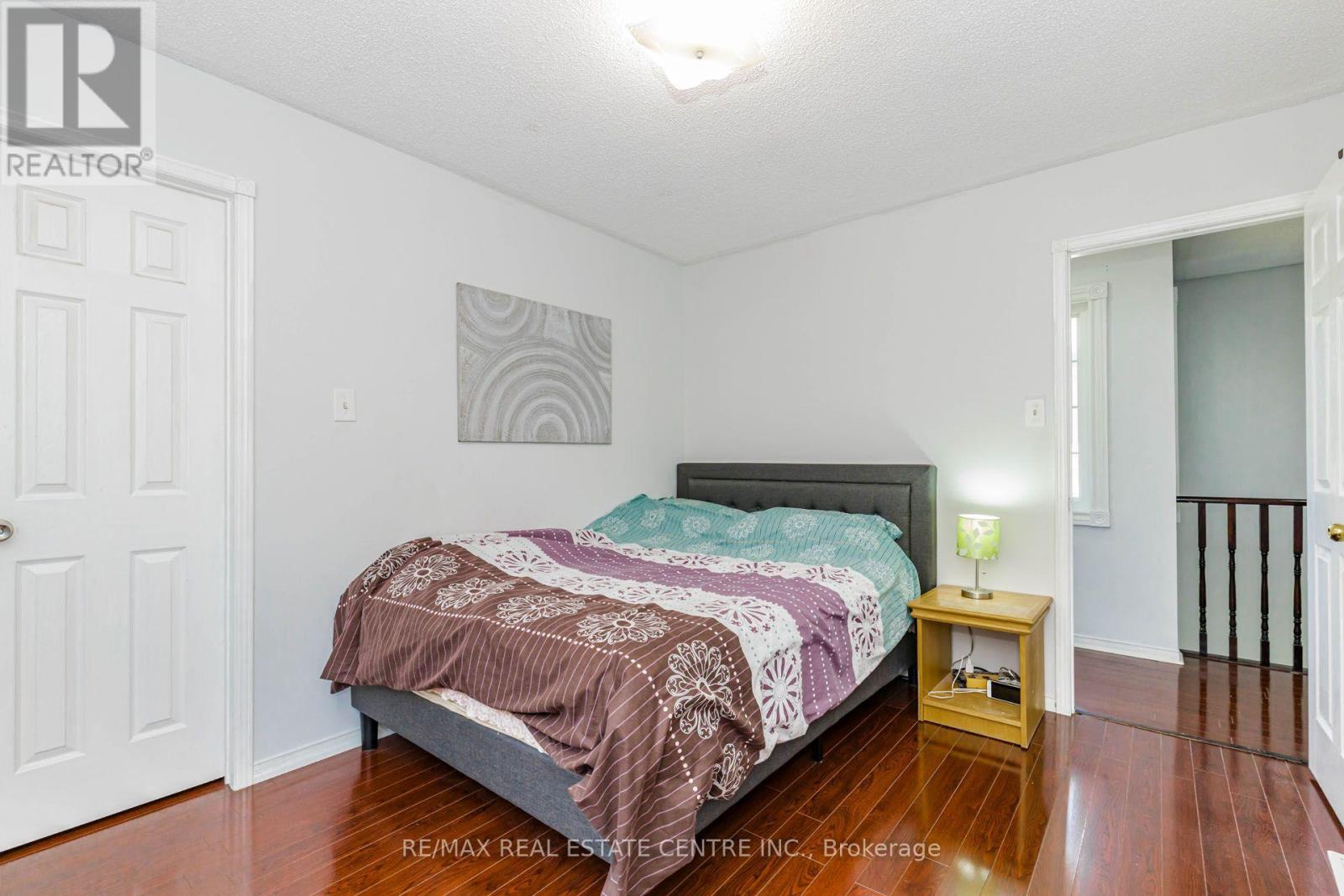 41 LETTY AVENUE - 22