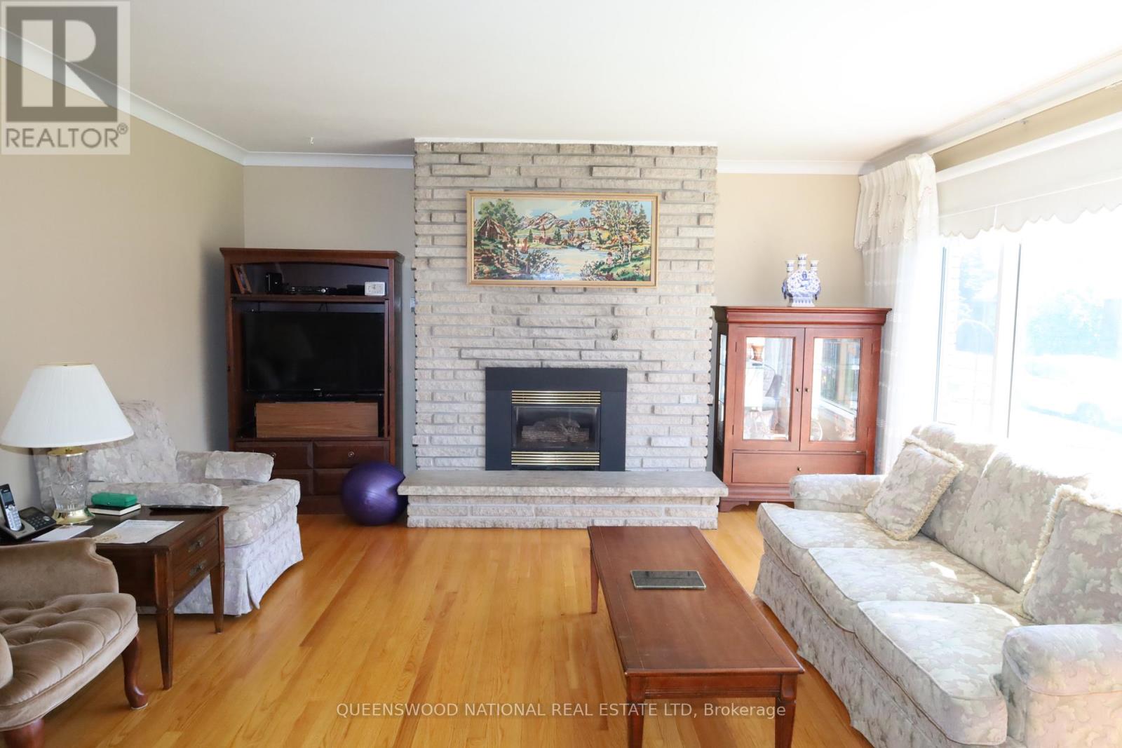 3 Bed, 2 Bath House for Sale in Ottawa – 1261 BROOKLINE AVENUE, Ottawa – MLS# X13522144 - Image 43