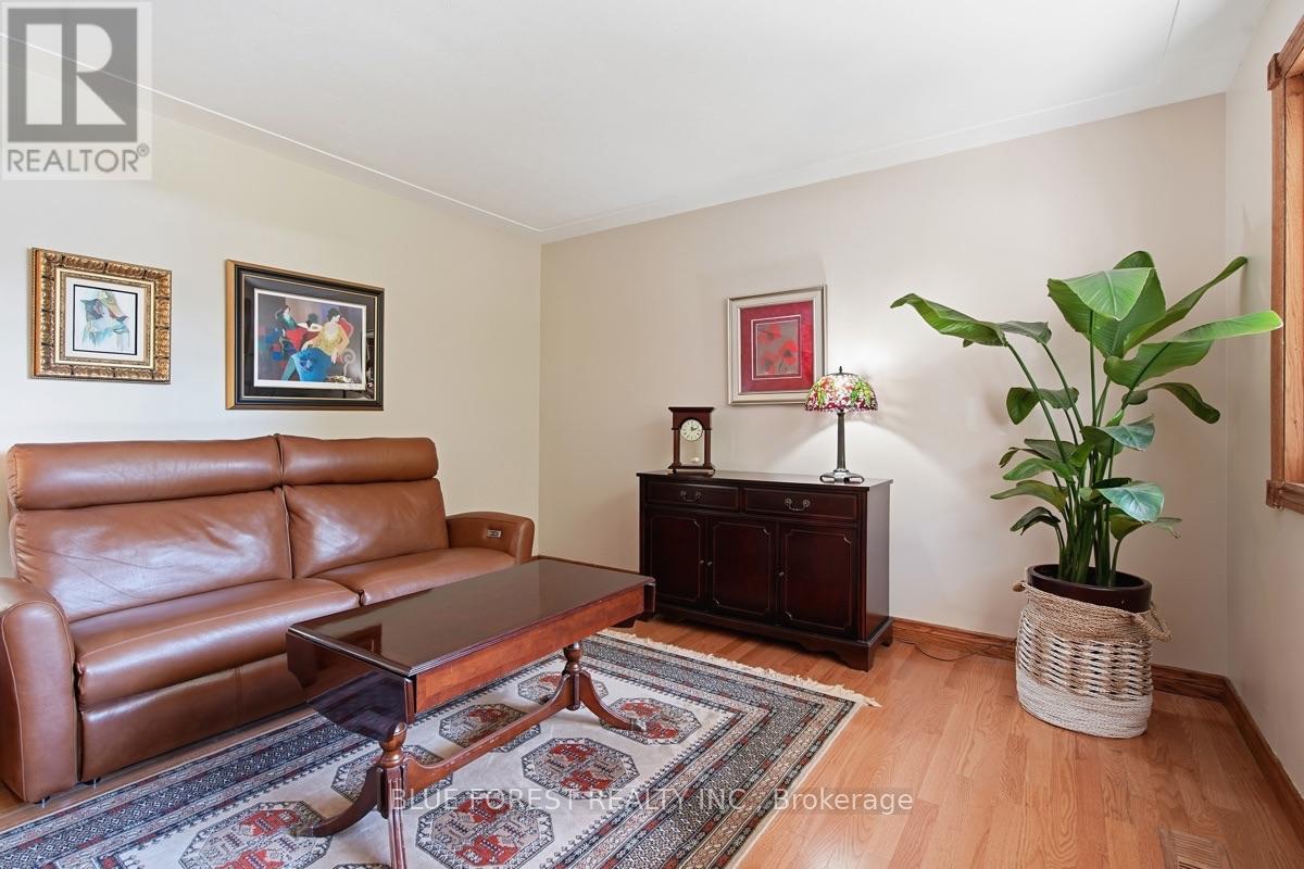 708 HEADLEY DRIVE - 12