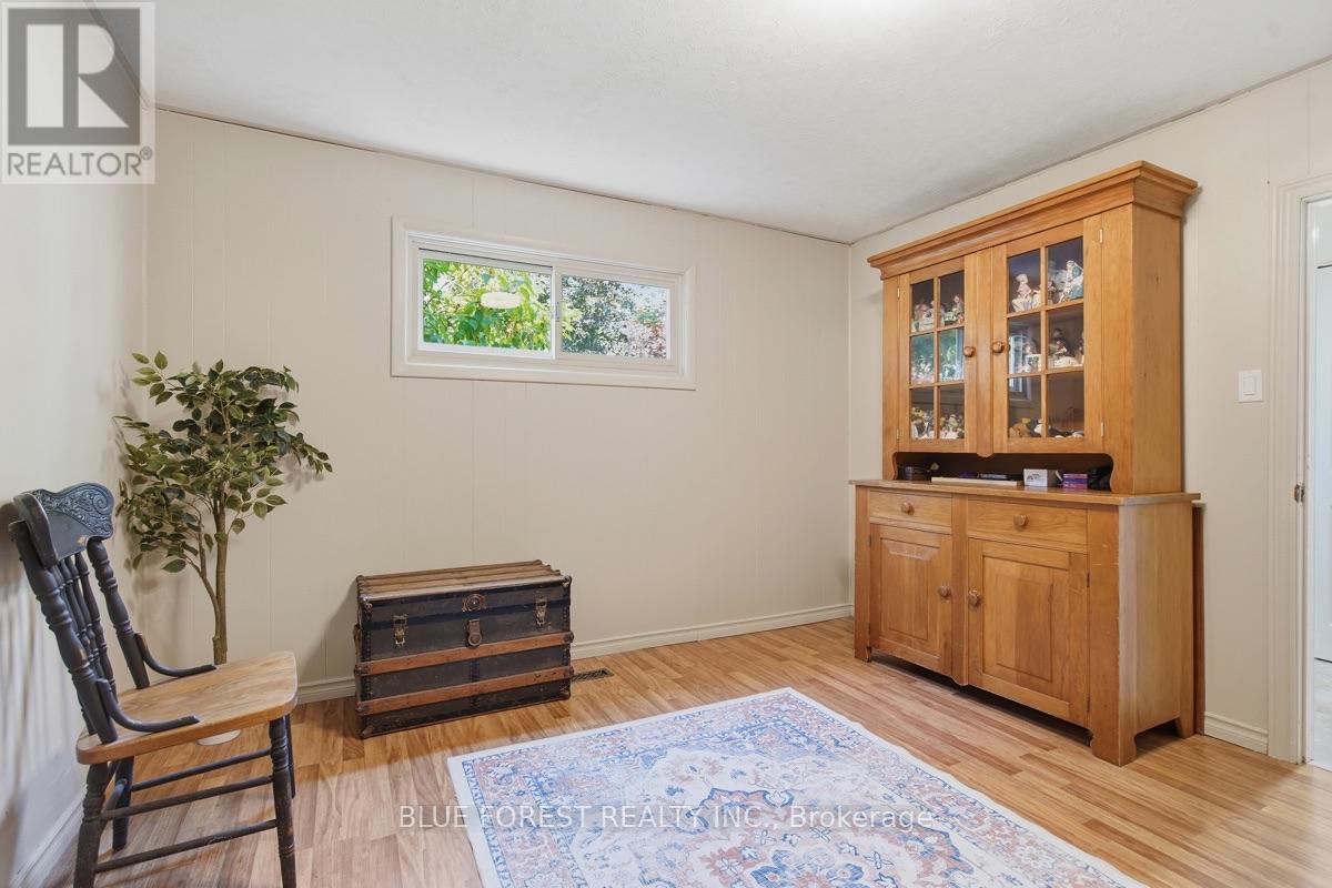 708 HEADLEY DRIVE - 32