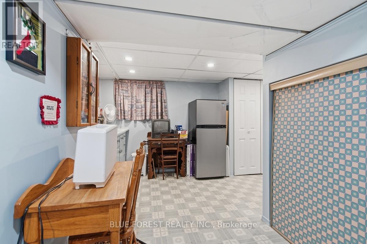 708 HEADLEY DRIVE - 35