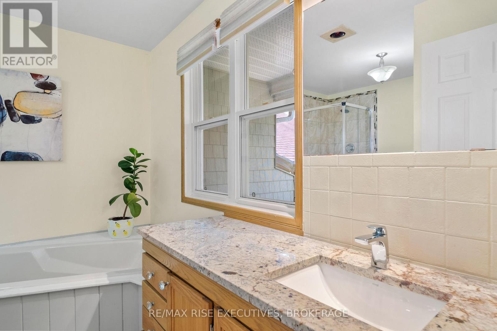 2 CREIGHTON DRIVE - Image 34