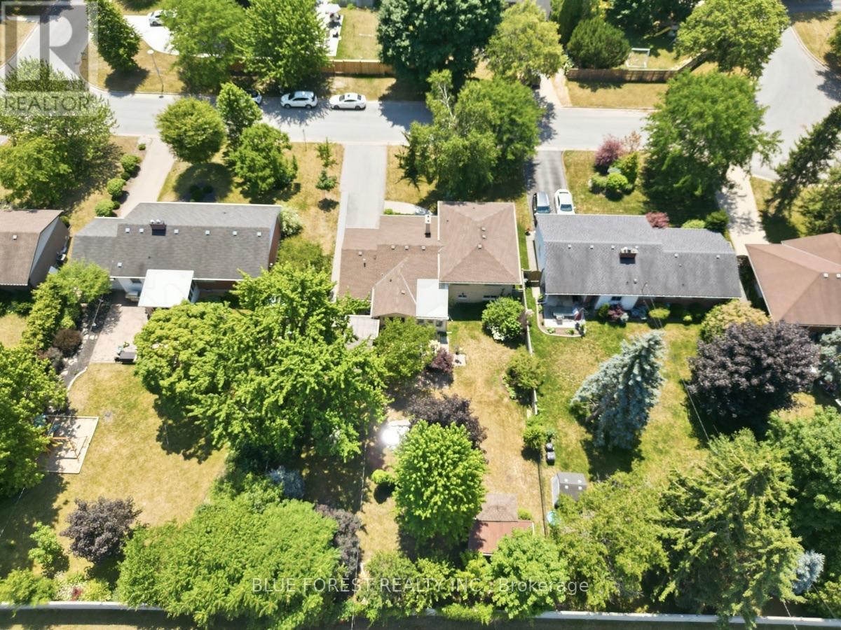 708 HEADLEY DRIVE - 44