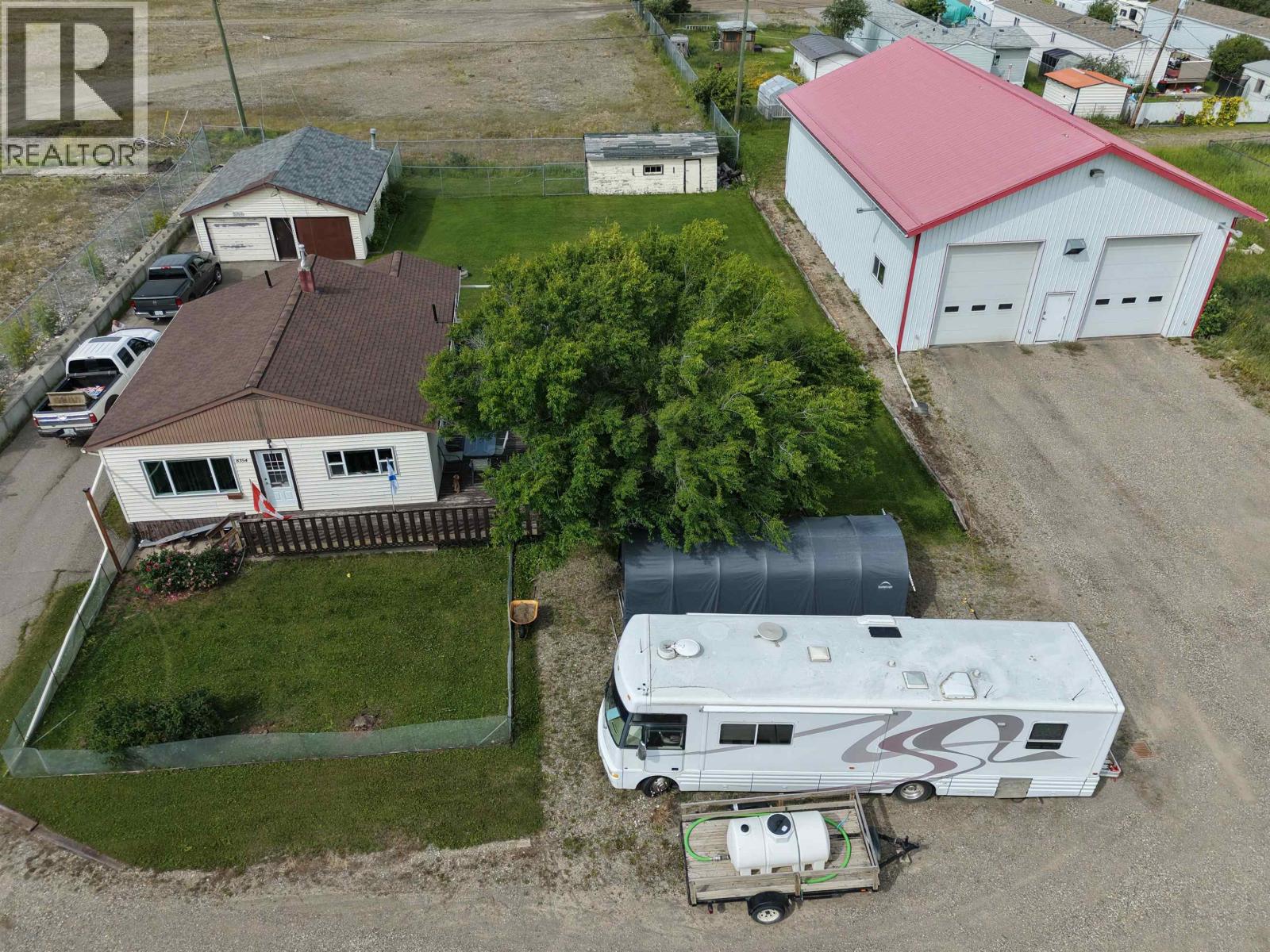 8344-8354 100 AVENUE - 1