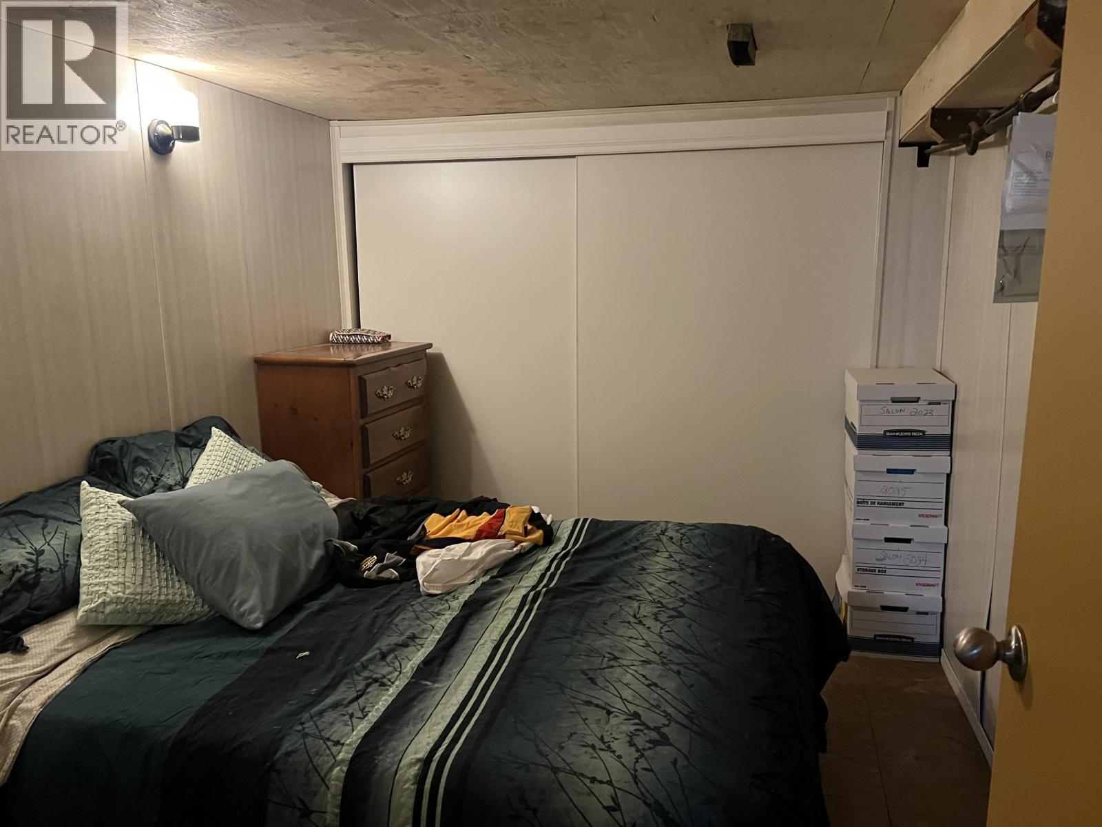 8344-8354 100 AVENUE - 12