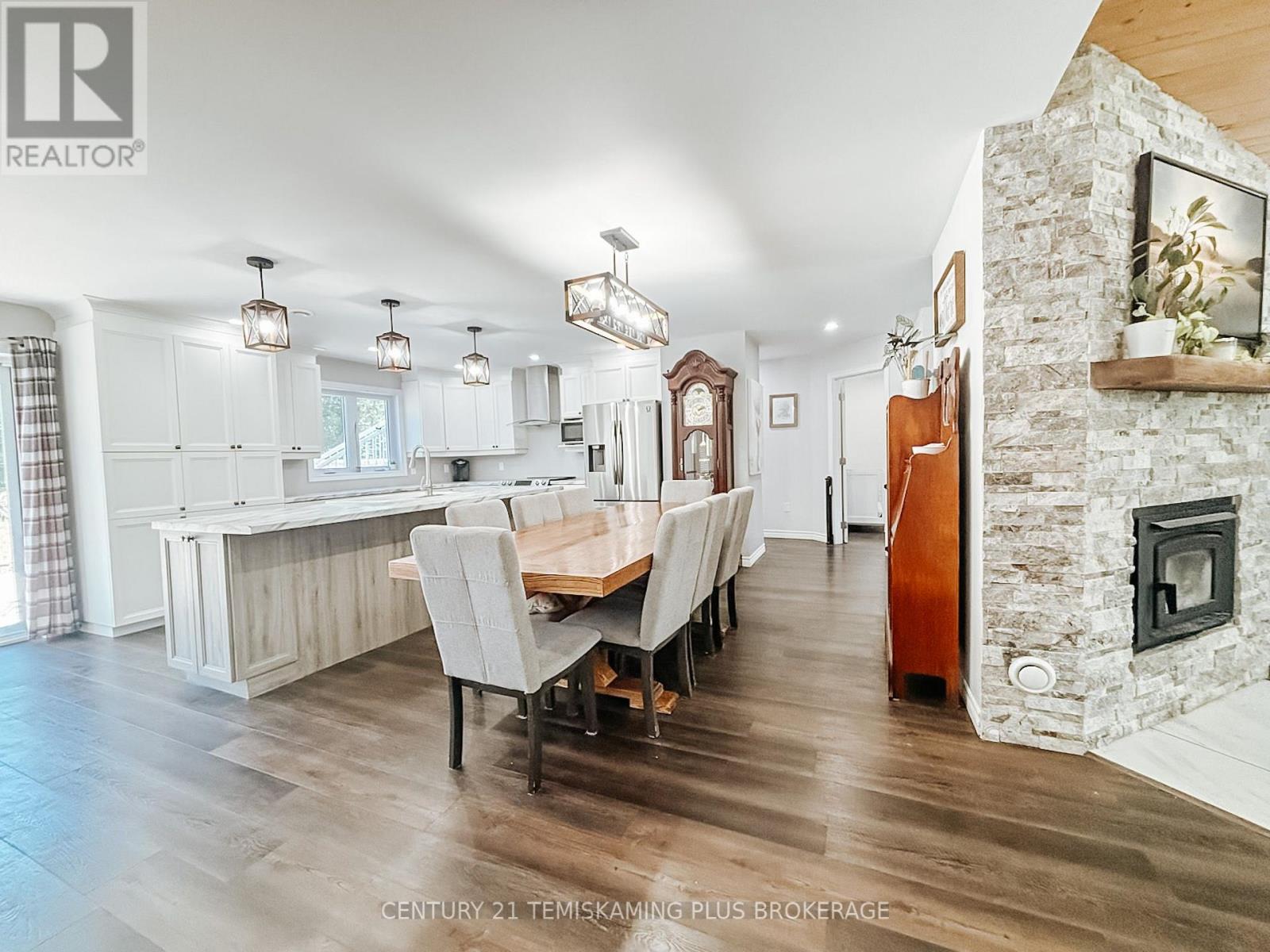 505544 AIRPORT DRIVE - Image 13