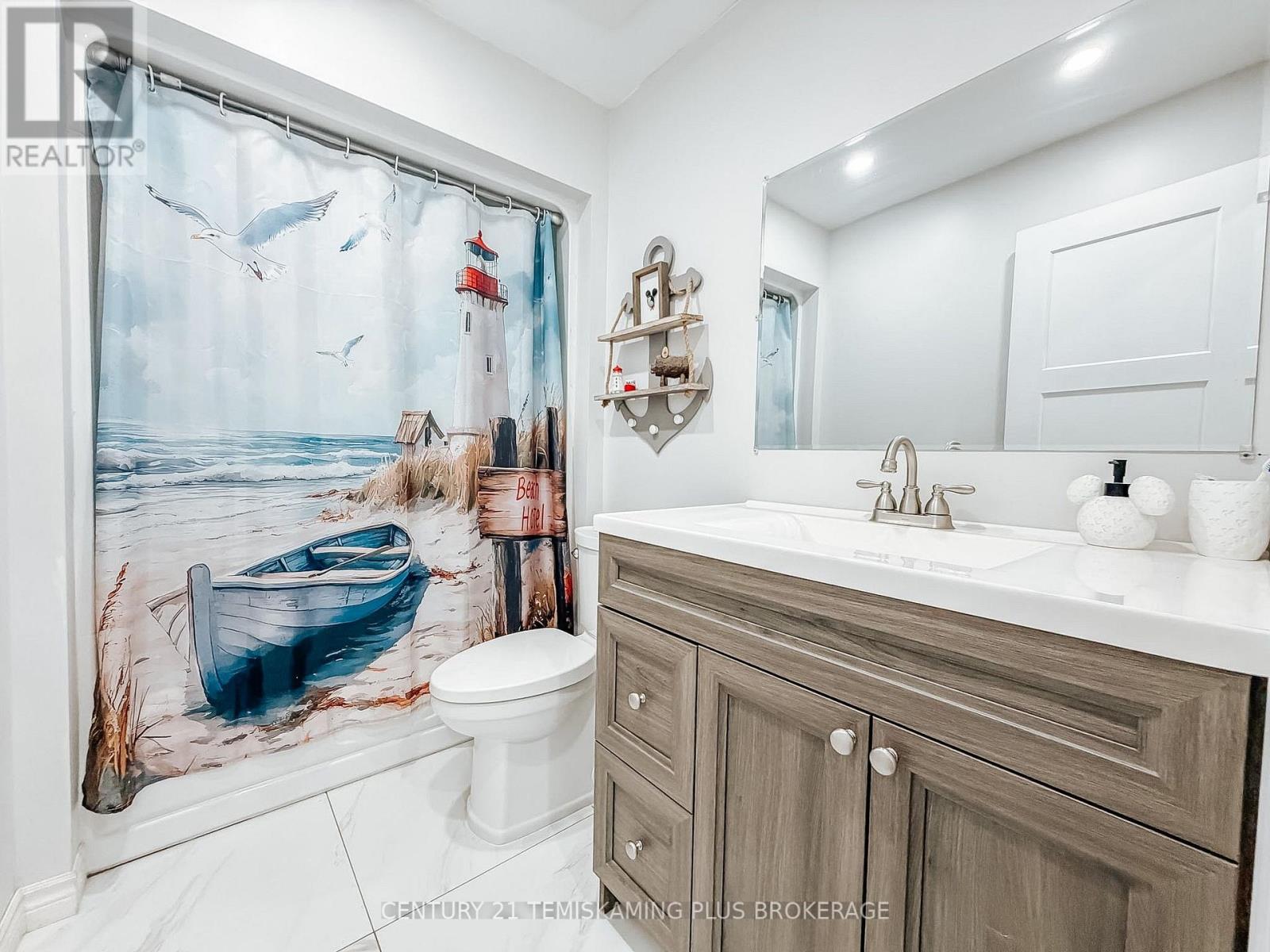 505544 AIRPORT DRIVE - Image 25